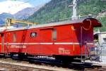 DZ 4036 GEPCK- und POSTWAGEN nur fr Berninabahn am 20.05.2000 in Poschiavo - Baujahr 1913 - SIG - Fahrzeuggewicht 9t - Zuladung 10t - LP 10,65m - V = 65km/h.