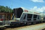 RhB - Fad 8738 am 26.06.1995 in Untervaz - Selbstentlade-Schotterwagen 4-achsig mit 1 offenen Plattform - bernahme 29.09.1993 - JMR - Gewicht 15,42t - Zuladung 33,00t - LP 12,50m - zulssige