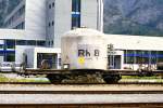 RhB - Uce 8044 am 03.10.1990 in Untervaz - Zementsilowagen 2-achsig mit 1 offenen Plattform - bernahme 21.04.1985 - FFA/MBA - Gewicht 7,92t - Zuladung 15,00t - LP 7,74m - zulssige Geschwindigkeit
