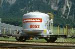 RhB - Ucek 8052 am 07.06.1993 in Untervaz - Zementsilowagen 2-achsig mit 1 offenen Plattform - Baujahr 1955 - FC/MBA - Gewicht 8,12t - Zuladung 14,60t - LP 7,75m - zulssige Geschwindigkeit 65 km/h -
