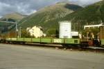 RhB - Skl 8402 am 31.08.2007 in Samedan - Autotransportwagen 4-achsig mit 1 offenen Plattform ohne Sy Bremsschuh - Baujahr 1934 bernahme 12.12.1979 - SIG/RhB - Gewicht 12,68t - Zuladung 10,00t - LP