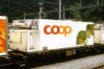 RhB - Lb 7864 am 01.09.2007 in Thusis - Containertragwagen (COOP Broccoli) 2-achsig mit 1 offenen Plattform - Baujahr 1963 - JMR - Gewicht 5,69t - Ladegewicht 17,00t - LP 9,14m - zulssige