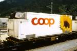 RhB - Lb 7881 am 01.09.2007 in Thusis - Containertragwagen (COOP Sonnenblume) 2-achsig mit 1 offenen Plattform - Baujahr 1963 - JMR - Gewicht 5,74t - Ladegewicht 17,00t - LP 9,14m - zulssige