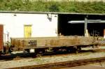 RhB - Kk-w 7333 am 05.09.1996 in Poschiavo - Niederbordwagen 2-achsig mit 1 offenen Plattform - Baujahr 1913 - Rast - Gewicht 5,53t - Zuladung 12,50t - LP 7,79m - zulssige Geschwindigkeit Aufkleber