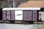 RhB - Gbk 5726 am 10.05.1992 in Klosters - gedeckter Gterwagen 2-achsig mit 1 offenen Plattform - Baujahr 1903 - BASEL - Gewicht 7,62 - Zuladung 12,50t - LP 8,45m - zulssige Geschwindigkeit 55 km/h - 2=05.04.1984 - Lebenslauf: ex K 701 - 1911 K1 5301 - 1951 K1 5726 - 1969 Gbk 5726 - 05/1996 DFB X 2926 - 2005 an Altensteig e.V/Deutschland - Hinweis: gescanntes Dia
