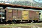RhB - Gb 5016 am 28.02.1997 in Landquart - Gedeckter Gterwagen 2-achsig mit 1 offenen Plattform - Baujahr 1963 - JMR - Gewicht 7,53t - Ladegewicht 15,00t - LP 9,14m - zulssige Geschwindigkeit Aufkleber 70/B km/h - 2=14.01.1988 - Lebenslauf: ex K 5016 - 1969 Gb 5016 - 07/2005 Abbruch - Hinweis:  genderte zulssige Geschwindigkeit, mit Zugreihe B im Anschriftenblock, gescanntes Dia
