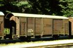 RhB - Gb 5040 am 01.09.1997 in Trin - Gedeckter Gterwagen 2-achsig mit 1 offenen Plattform - Baujahr 1963 - JMR - Gewicht 7,54t - Ladegewicht 15,00t - LP 9,14m - zulssige Geschwindigkeit Aufkleber