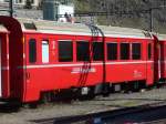 RhB - Personenwagen 2 Kl. B 2496  Abgestellt im Bahnhofsareal von St.Mortiz am 20.04.2007