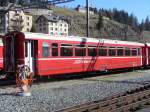 RhB - 2 Kl. Personenwagen B 2262 Abgestellt im Bahnhof von St.Moritz am 20.04.2007