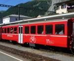 RhB - Velotransport Personenwagen WS 3913 im Bahnhof von Samedan am 25.08.2007