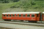 RhB - B 2222 am 03.06.1993 in Scuol - 2.Klasse Personenwagen schwere Stahlbauart - Baujahr 1929 - SIGRhB - Fahrzeuggewicht 24,00t - Sitzpltze 52 - LP 15,93m - zulssige Geschwindigkeit 80 km/h -