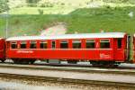 RhB - B 2227 am 28.05.1990 in Scuol - 2.Klasse Personenwagen schwere Stahlbauart - Baujahr 1930 - SIGRhB - Fahrzeuggewicht 24,00t - Sitzpltze 52 - LP 15,93m - zulssige Geschwindigkeit 80 km/h -