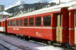 RhB - B 2260 am 26.02.2000 in St.Moritz - 2.Klasse Umbau-Personenwagen in Leichtstahlbauart fr Stammnetz und Berninabahn - bernahme 18.06.1913 - SIG/FFA - Fahrzeuggewicht 18,00t - Sitzpltze 64 -