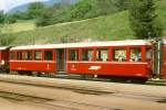 RhB - B 2301 am 26.06.1989 in Filisur - 2.Klasse Mitteleinstiegs-Personenwagen Fliegender Rhtier - bernahme 1938 - SWS/SIG - Fahrzeuggewicht 18,00t - Sitzpltze 64 - LP 17,73m - zulssige Geschwindigkeit 90 km/h - =30.10.1981 1=14.10.1986 - altes Logo RhB - Lebenslauf: ex C4 2301 - 1956 B4 2301 - 1964 B 2301
