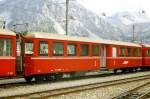 RhB - B 2305 am 01.10.1990 in Arosa - 2.Klasse Personenwagen - Mitteleinstiegswagen leichte Stahlbauart - Baujahr 1940 - SWS/SIG - Fahrzeuggewicht 17,00t - Sitzpltze 64 - LP 17,70m - zulssige