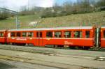 RhB - B 2332 am 11.04.1998 in Filisur - 2.Klasse Personenwagen - Mitteleinstiegswagen mittelschwerer Stahlbauart - bernahme: 15.08.1948 - SWS - Fahrzeuggewicht 21,00t - Sitzpltze 64 - LP 17,63m -