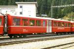 RhB - B 2335 am 01.10.1990 in Arosa - 2.Klasse Personenwagen - Mitteleinstiegswagen leichter Stahlbauart - bernahme 31.12.1956 - SIG - Fahrzeuggewicht 18,00t - Sitzpltze 68 - LP 18,22m - zulssige