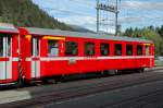 Wagen A 1227 in neuem RhB-Design.