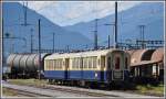 Die Salonwagen Alpine Classic Pullman AS1141 und 1142 stehen abgestellt in Landquart.(05.07.2012)