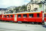 RhB - A 1221 am 13.08.1991 in St.Moritz - 1.Klasse Personenwagen Mittelschwere Stahlbauart mit Mitteleinstieg und Seitengngen - bernahme 05.04.1949 - SWS - Fahrzeuggewicht 20,00t - Sitzpltze 36 -
