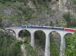 Die E-lok Ge 4/4 III 652 mit 3 Resto-wagen - Landwasserviadukt - 25/06/2014