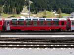 RhB - Panoramapersonenwagen 2 Kl. Bp 2524 abgestellt in Davos Platz am 07.05.2015