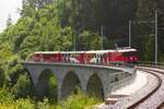 Ge 4/4 II 617 Ilanz Mit Landwasserwelt Zug auf dem Schmittentobelviadukt am 30.y.2025