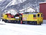 Die Bautraktor (Fahrleitung dienst) Xmf 6/6 244.01 im Bf. Samedan - 16-01-2019