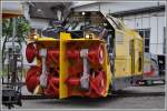 Die neuste Schneeschleuder der RhB bei einem Abdrehversuch vor der HW Landquart. (07.06.2011)