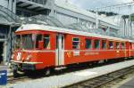 RhB - ABDt 1715 am 15.05.1994 in Thusis - 1./2.Klasse Vorortpendelzug-Steuerwagen mit Gepckabteil - bernahme 03.01.1979 - FFA/SIG/SAAS - Fahrzeuggewicht 15,00t - Sitzpltze 12/31 - LP 17,40m - zulssige Geschwindigkeit 90 km/h - 2=22.05.1991 - Logo RhB in rhtoromanisch - Hinweis: ohne Omnibusfenster, gelbe Hinweispfeile fr Gepckabteil, Klassezahlen klein, dnne Betriebsnummern, runde Scheinwerfer
