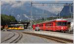 S1 1525 nach Rhzns mit Steuerwagen 1715 hlt am Verkehrsknoten Untervaz-Trimmis. (29.08.2011)