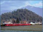 Be 4/4 516 und Steuerwagen 1716 auf dem Weg nach Chur bei Ems Werk.