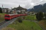 Steuerwagen 1721 mit der schiebenden Ge 4/4 II 629  Tiefencastel  am 24.09.2015 unterwegs als R 1925, Scuol-Tarasp - Pontresina, kurz nach der Abfahrt im Bahnhof von Ardez.