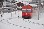 RE1335 mit Steuerwagen 1752 beim Übergang zur Doppelspur in Klosters Dorf.