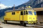 RhB - Xm 2/2 9917 am 27.08.1997 in Disentis - Turmtriebwagen 2-achsig - bernahme 25.10.1974 - Stadler/RhB/Deutz - 220 KW - Gewicht 27,00t - LP 10,04m - zulssige Geschwindigkeit 55/B - 2=14.05.1993 - Logo RhB in deutsch.

