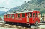 RhB - ABe 4/4 I 35 am 31.08.1996 in Pontresina - Gleichstromtriebwagen Bernina - Baujahr 1908 - SIG/Al/SAAS - 450 KW - Gewicht 30,00t - 1./2.Klasse Sitzpltze 12/31 - LP 13,93m - zulssige Geschwindigkeit 55 km/h - 3=25.09.1984 1=19.03.1993 - Logo RhB deutsch - Lebenslauf: ex BB BCe 4/4 10 - 1943 RhB BCe 4 /4 10 - 1949 BCe 4/4 35 - 1964 ABe 4/4 35. Hinweis: Die Triebfahrzeugserie bestand ursprnglich aus 14 Fahrzeugen mit den Nummern 1 bis 14, gescanntes Dia
