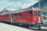 RhB - ABe 4/4 II 43 am 31.08.1993 in Pontresina - Gleichstromtriebwagen Bernina - Baujahr 1964 - SWS/BBC/MFO/SAAS - 680 KW - Gewicht 41,00t - 1./2.Klasse Sitzpltze 12/24 - LP 16,54m - zulssige Geschwindigkeit 55 km/h - 3=15.07.1983 1=18.01.1990 - Logo RhB in deutsch. Hinweis: Die Triebfahrzeugserie besteht aus 9 Fahrzeugen mit den Nummern 41 bis 49, gescanntes Dia
