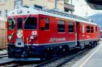 RhB - ABe 4/4 III 53  TIRANO   am 09.05.1991 in St.Moritz - Drehstromtriebwagen Bernina - bernahme 05.09.1988 - SWA/SIG/ABB - 1016 KW - Gewicht 50,00t - 1./2.Klasse Sitzpltze 12/16 - LP 16,89m - zulssige Geschwindigkeit 65 km/h - Logo RhB in deutsch. Hinweis: Die Triebfahrzeugserie besteht aus 6 Fahrzeugen mit den Nummern 51 bis 56, gescanntes Dia
