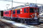 RhB - ABe 4/4 III 54  HAKONE   am 06.03.1998 in Pontresina - Drehstromtriebwagen Bernina - bernahme 11.07.1990 - SWA/SIG/ABB - 1016 KW - Gewicht 50,00t - 1./2.Klasse Sitzpltze 12/16 - LP 16,89m - zulssige Geschwindigkeit 65 km/h - 2=26.04.1996 - Logo RhB in deutsch. Hinweis: Die Triebfahrzeugserie besteht aus 6 Fahrzeugen mit den Nummern 51 bis 56, gescanntes Dia
