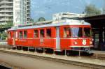 RhB - Be 4/4 512 am 13.09.1990 in Landquart - Stammnetztriebwagen fr Vorortpendelzuge - bernahme 06.08.1971 - SIG/FFA/SAAS - 780 KW - Fahrzeugewicht 45,00t - 2.Klasse Sitzpltze 40 - LP 18,70m - zulssige Geschwindigkeit 90 km/h - Logo RhB in rhtoromanisch. Hinweis Fahrzeug noch vor Umbau mit alte Fenster solo auf Probefahrt.
