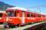 RhB - Be 4/4 512 am 26.08.1998 in Landquart - Stammnetztriebwagen fr Vorortpendelzuge - bernahme 06.08.1971 - SIG/FFA/SAAS - 780 KW - Fahrzeugewicht 45,00t - 2.Klasse Sitzpltze 40 - LP 18,70m - zulssige Geschwindigkeit 90 km/h - 3=20.12.1996 - Logo RhB in deutsch. Hinweis Fahrzeug nach Umbau mit neuen Fenster, Kupplungen noch grau, ohne Logo Transremo.
