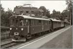 Ein Hauch Rhätischen Bahn in Blonay: Der ABe 4/4 N° 35 ist mit einem Extrazug unterwegs von Vevey nach Chamby.