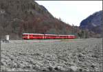 R1545 mit Be 4/4 515 Pendel hat soeben die Klus (enger Taleingang mit Tunnel ins Pr�ttigau) verlassen und strebt Malans entgegen.