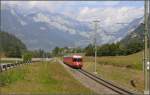 Be 4/4 Pendel mit Steuerwagen 1716 als R1539 von Chur nach Thusis zwischen Rh�z�ns und Rothenbrunnen.