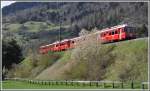 Ungew�hnliche Zusammenstellung der S2 1563 bei Reichenau mit ABt 1714 - Be 4/4 512 - B - Be 4/4 516.