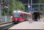 ABe 4/16 3103  Hortensia von Gugelberg  (Stadler ALLEGRA) der Rhätischen Bahn (RhB) als S1 von Schiers (CH) nach Rhäzüns (CH) steht im Bahnhof Reichenau-Tamins (CH) auf Gleis 4.