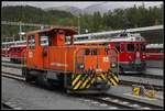 Tm 2/2 113 und ABe 4/4 II 52 nebeneinander in St.Moritz am 2.10.2019.