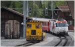 RE1148 mit Ge 4/4 III 649  Lavin  kreuzt in Bergn den Tm 2/2 83.