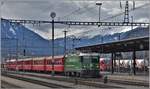 RE1233 nach Scuol-Tarasp mit Ge 4/4 II 621  Felsberg  in Landquart.