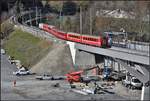 RE1733 mit der Ge 4/4 II 611  Landquart  benützt die provisorische Weichenverbindung Richtung Oberland.